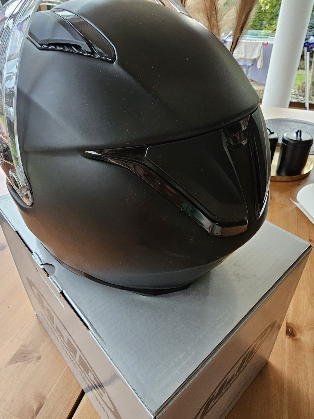 Kask HJC czarny mat rozm. M F70