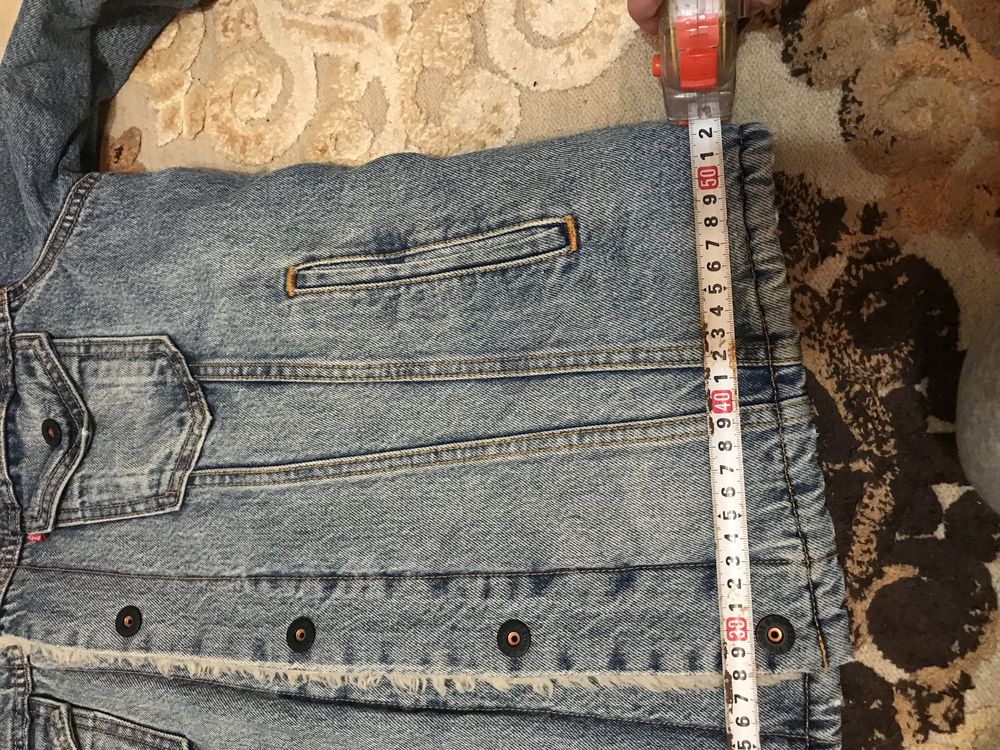 Продам куртку дублянку levi’s