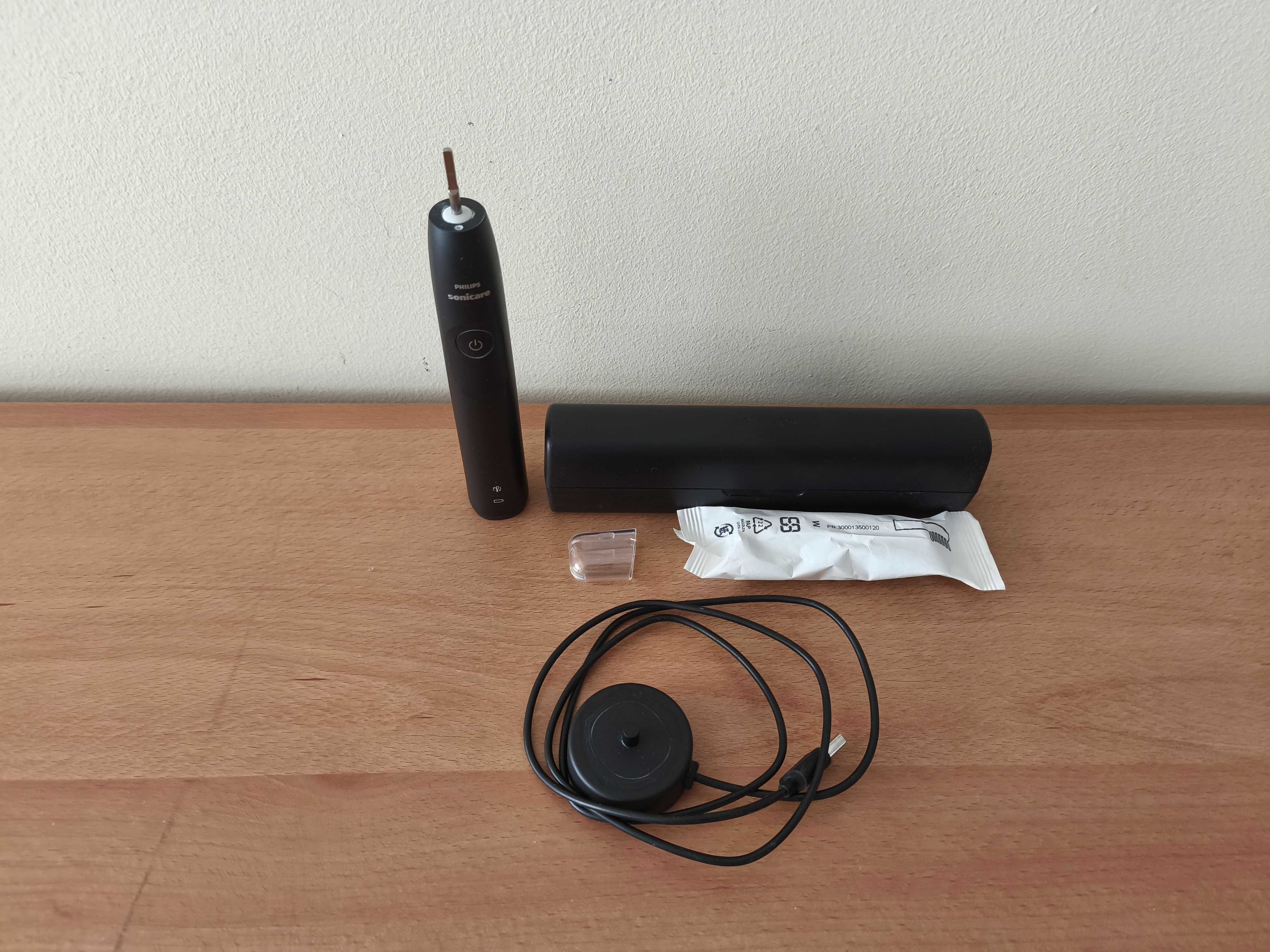 Escova de dentes recarregável Philips Sonicare 5300 + 10 cabeças