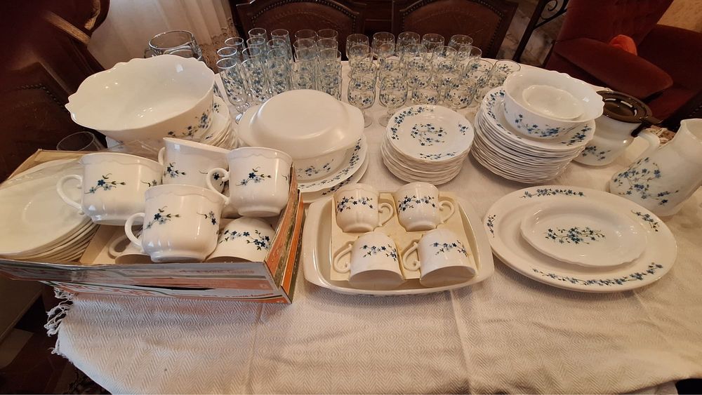 Kit de Louça de Porcelana