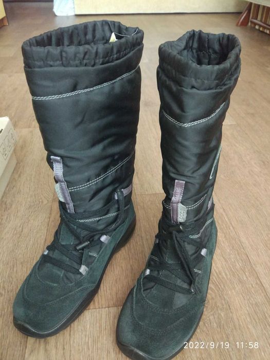 Сапоги Ecco осень-зимна женские/подростковые  38 р., стелька 24 см