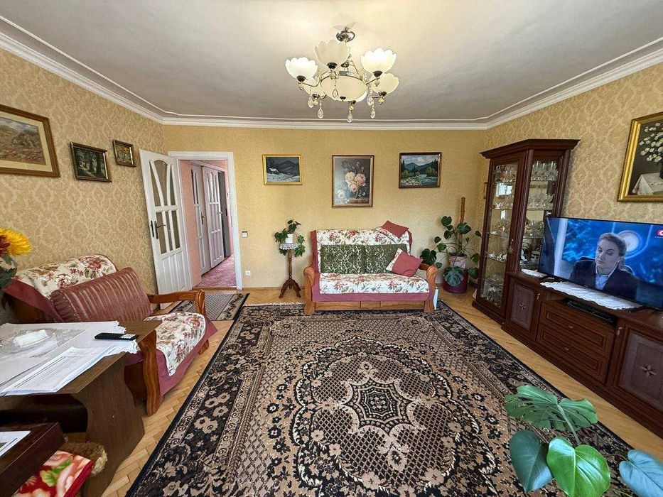 Продаж частини будинку з власним входом, вул. Східна