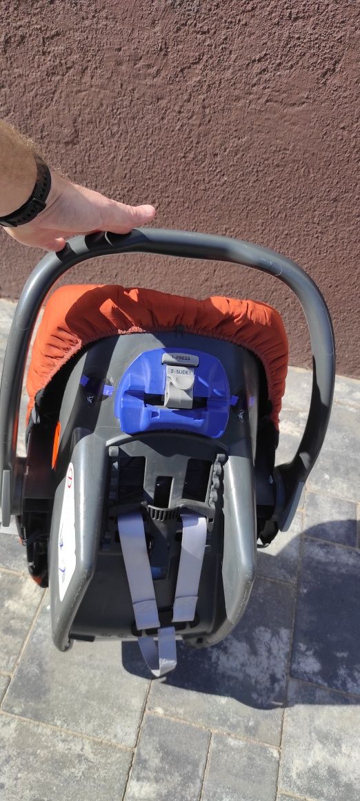 Fotelik samochodowy nosidełko Romer Baby-Safe Plus