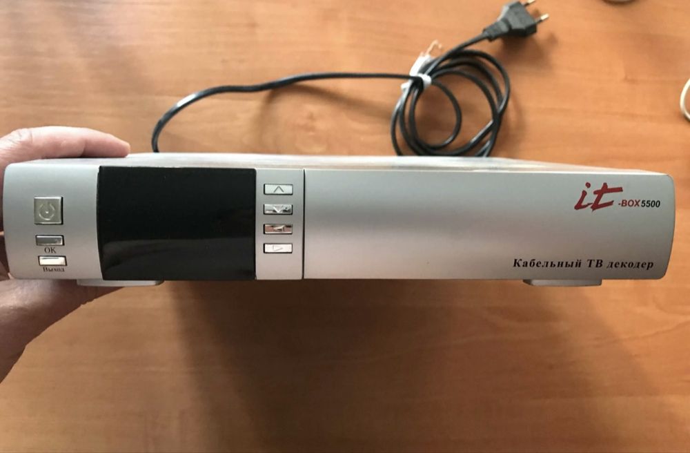 Кабельный Тв декодер it box 5500 тюнер