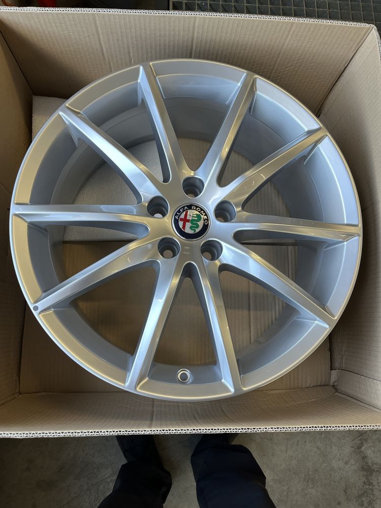 Alufelgi 19 Alfa Romeo Stelvio Gulia 159 Brera 5x110 Nowe Ori Felgi