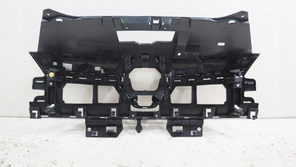 Renault megane E tech wzmocnienie grilla 620321520R