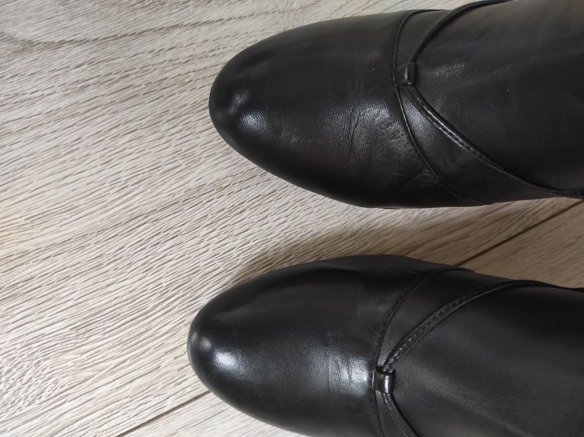 Buty damskie na obcasie Vincent Camuto skóra jagnięca rozmiar 39