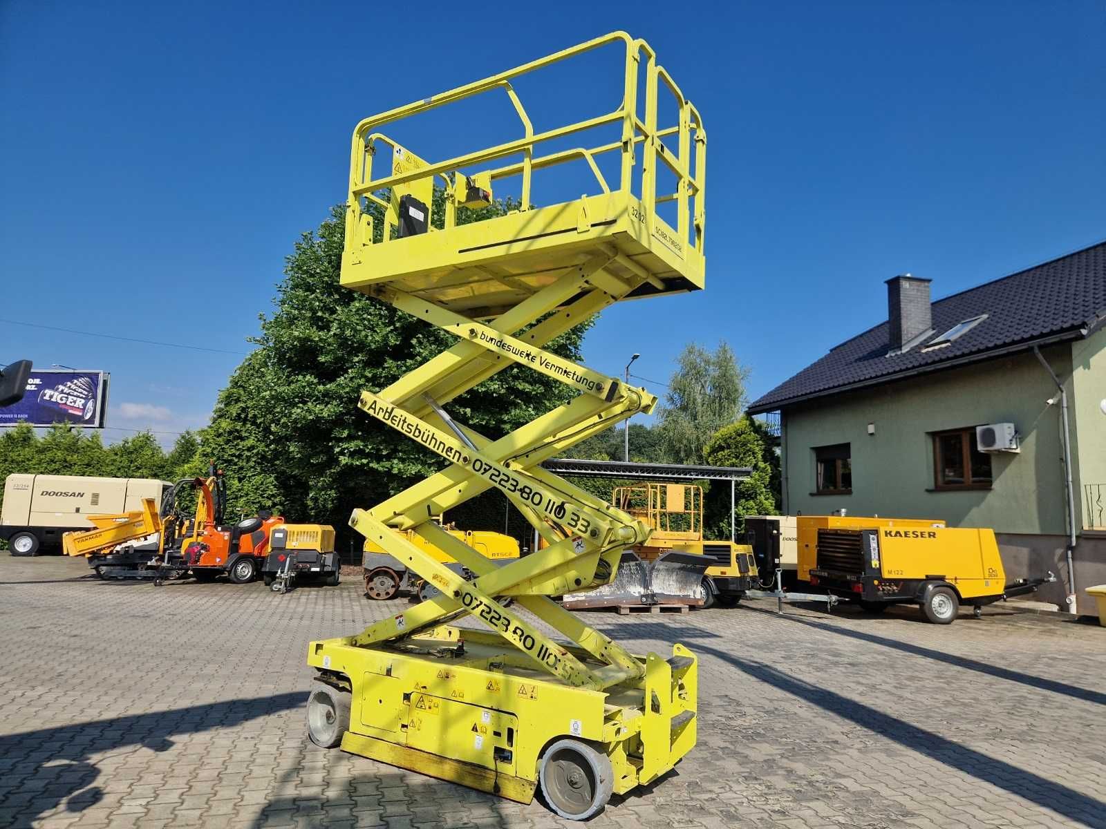 Elektryczny podnośnik nożycowy Genie GS 2046 rok 2007