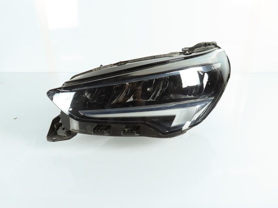 Farol LED Esquerdo Usado / Original OPEL Corsa F Hatchback 39162653
