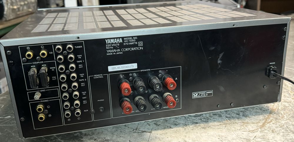 Yamaha ax-1050 wzmacniacz stereo