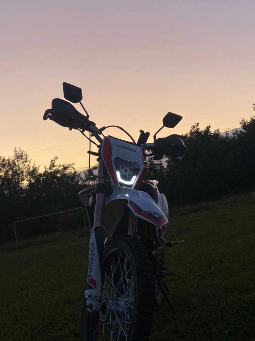 Продам мотоцикла CRF 250 NEW