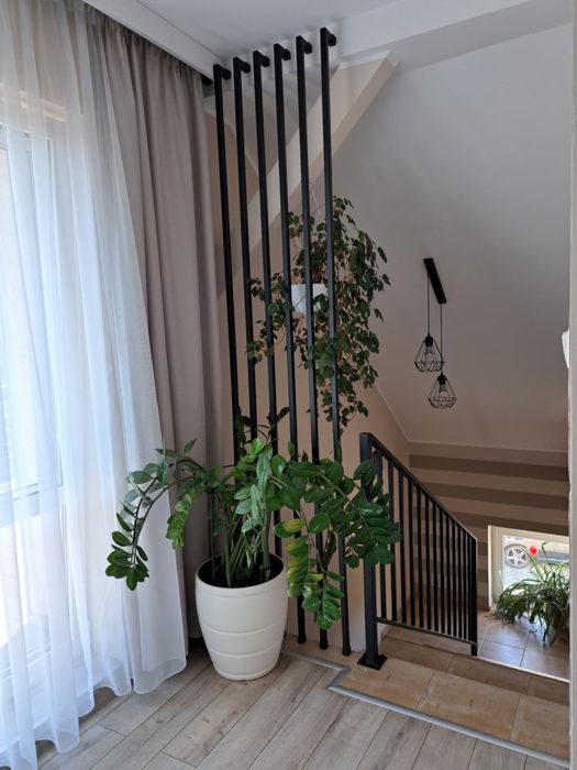 Balustrady stalowe zewnetrzne i wewnetrzne