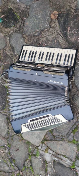 Zabytkowy akordeon guzikowy - DUŻY rozmiar - Rzadkość
