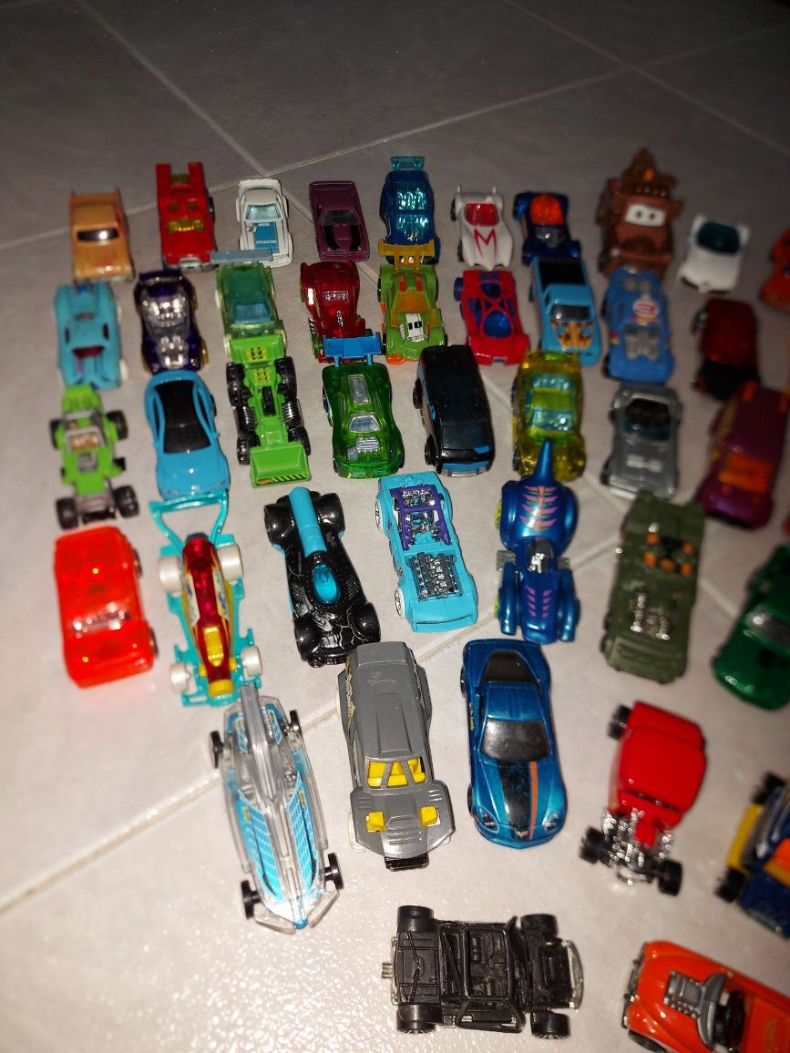 Carrinhos Hotwheels