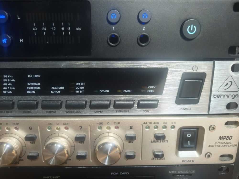 Behringer Ultramatch Pro SRC2496 - konwerter i przetwornik A/C, C/A