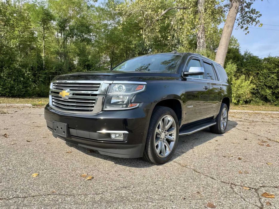 Chevrolet Tahoe      2015