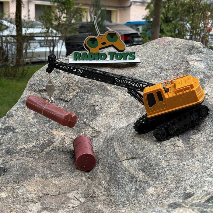 Экскаватор-кран на радиоуправлении «Catcher». Экскаватор на пульте