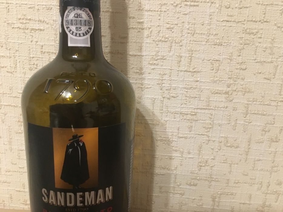 Sandeman Ruby Porto 0,75 толстое темное стекло с корком