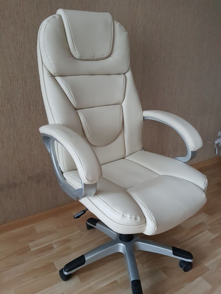 Офісне  крісло  продам