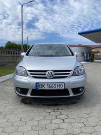 Volcwagen Golf Plus 2005 рік 1.6 бензин