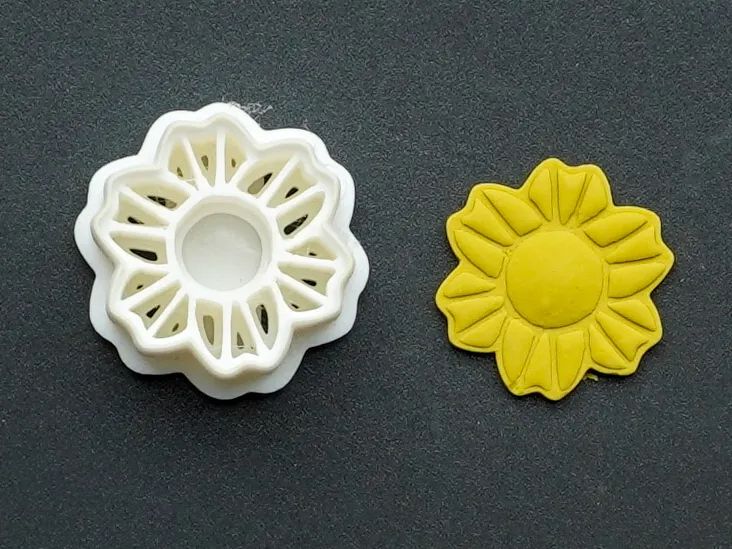 Cortador Mini Flor para Brincos e Colares