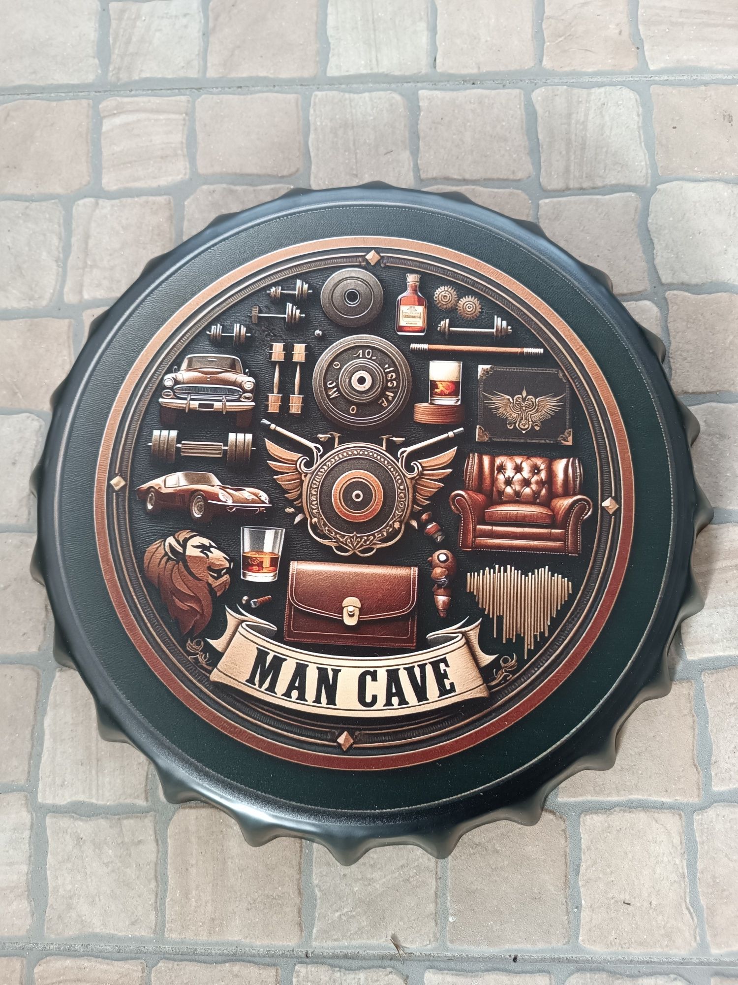 Carica em metal decorativa 34,50cm de diâmetro Novas