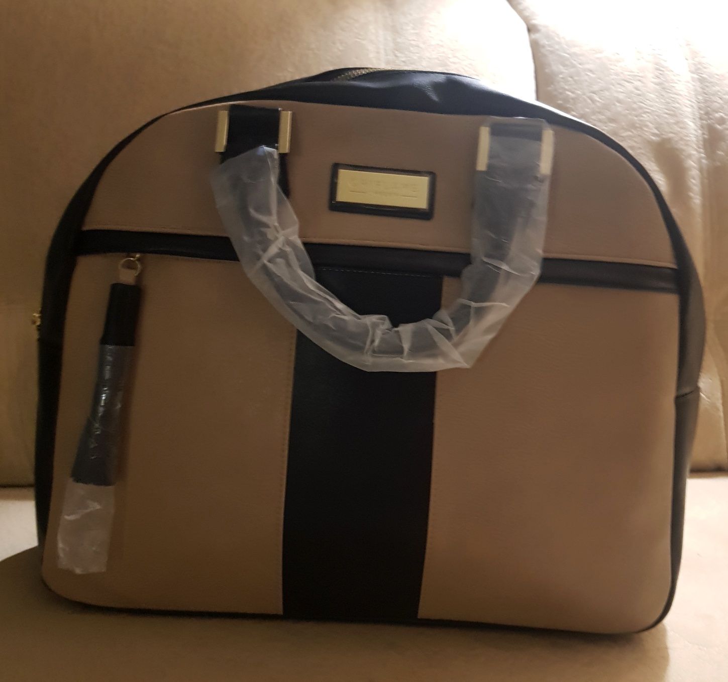 Новая, стильная, современная сумка