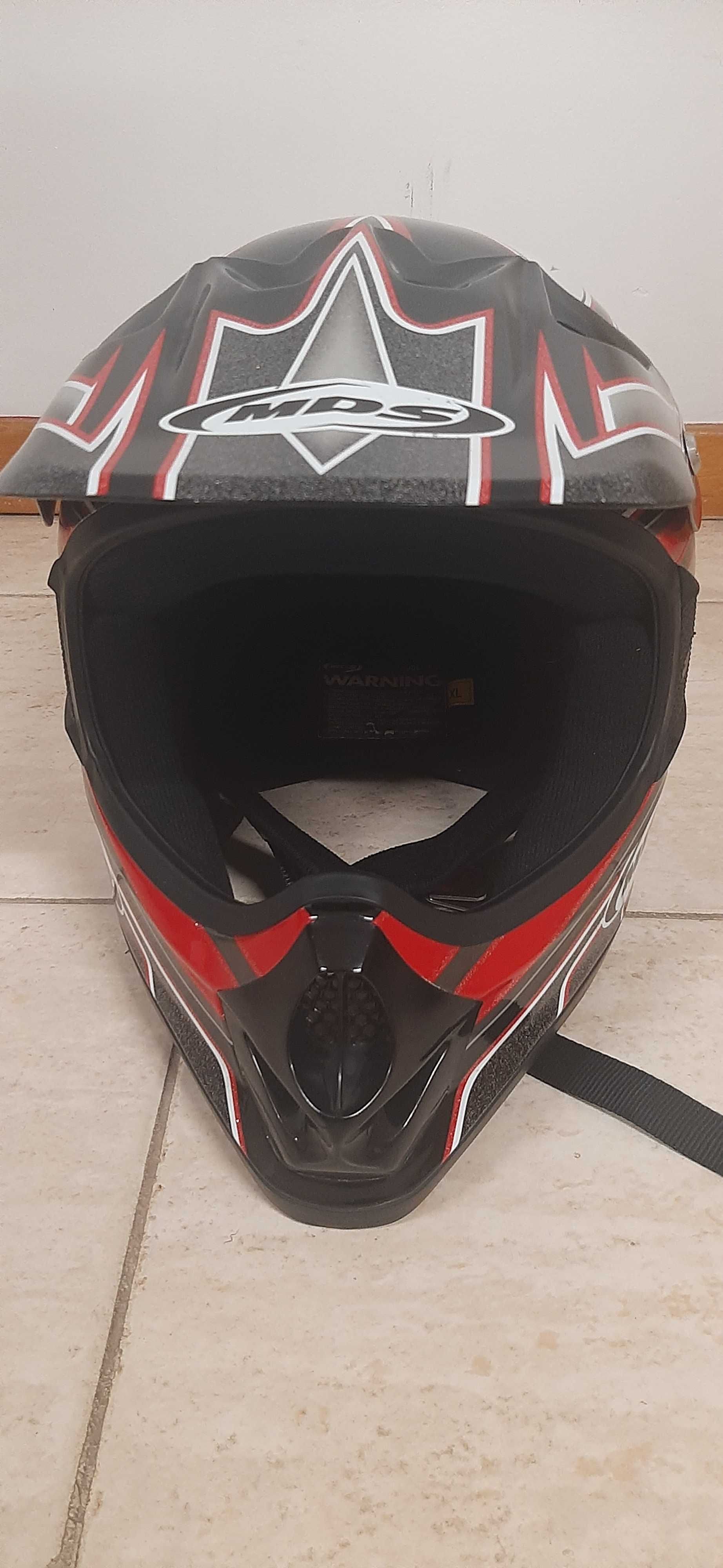 Capacete motocross; Marca MDC Semi-novo