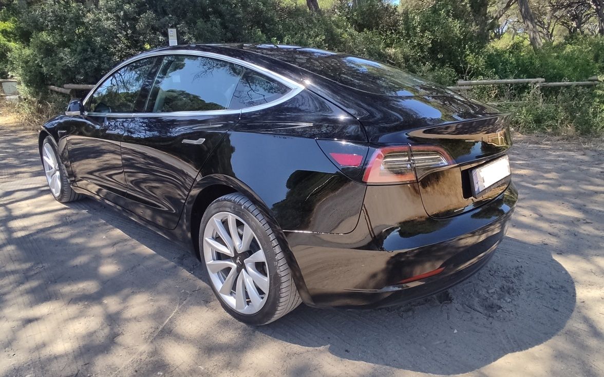 Tesla Model 3 Dual Motor Long Range