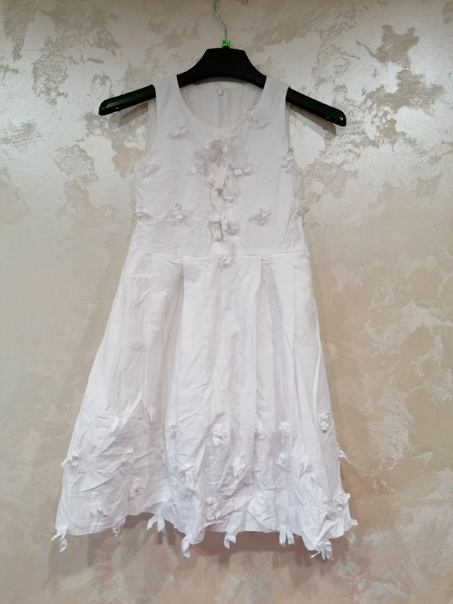 Letnia biała sukienka marki Wójcik rozmiar 110
