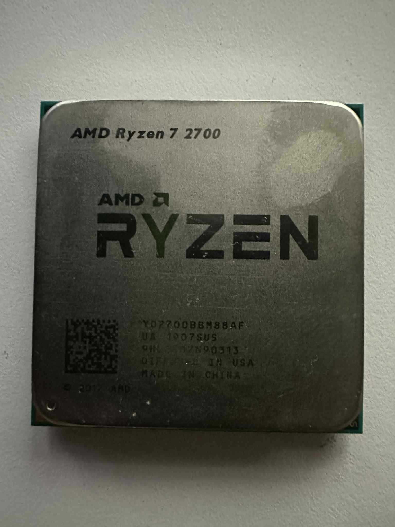 Procesor AMD Ryzen 7 2700