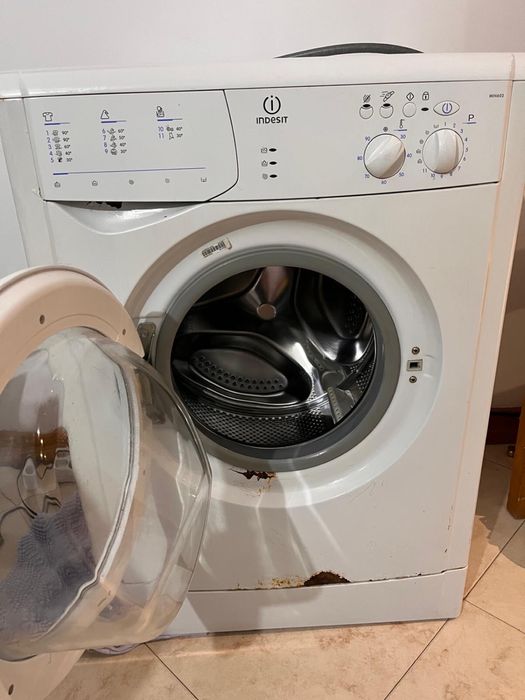 Máquina de lavar INDESIT WIN602