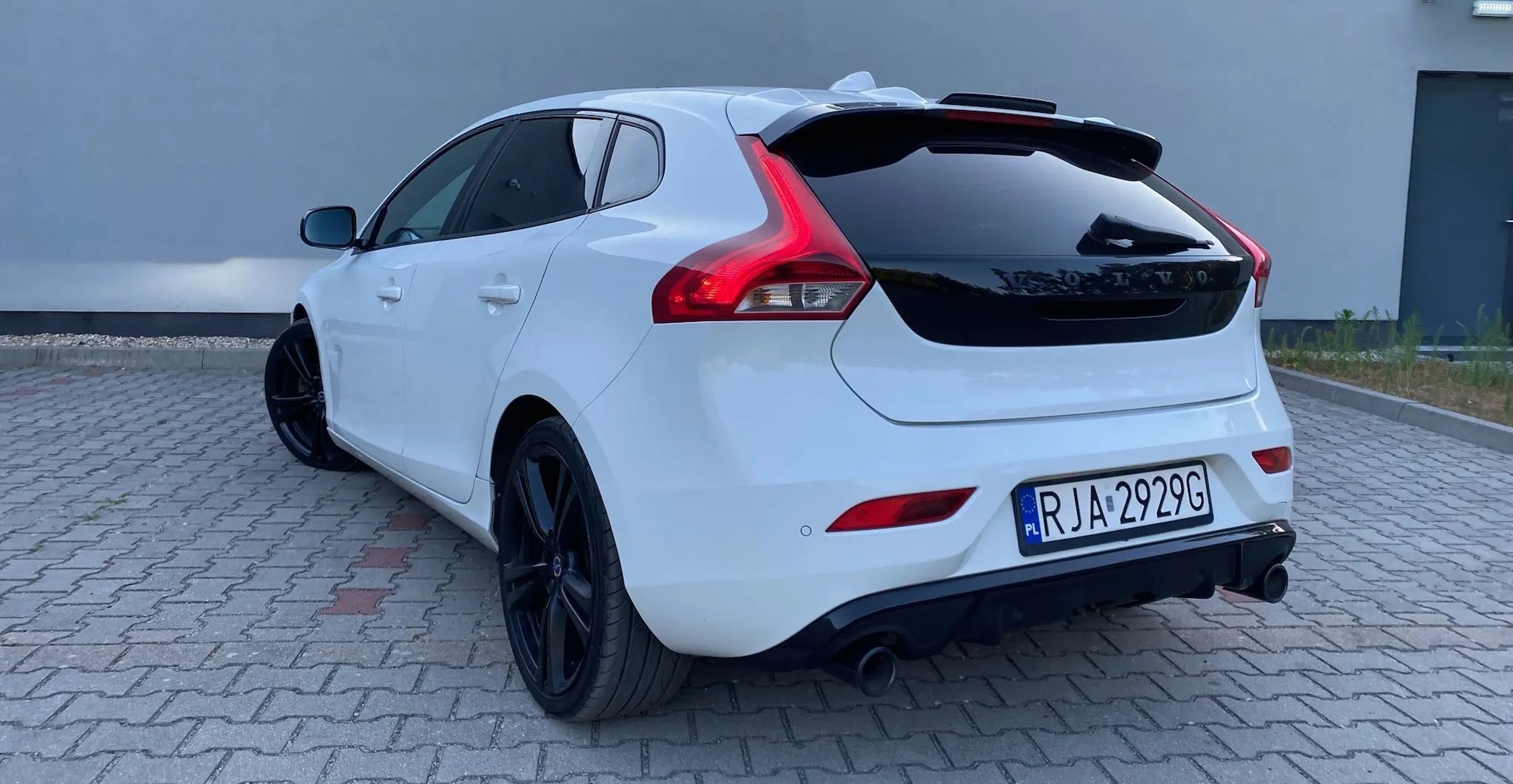 Volvo V40 Volvo V40 Jedyny w PL Carbon Edition D4 Polestar 200 KM 1 z 343 sztuk
