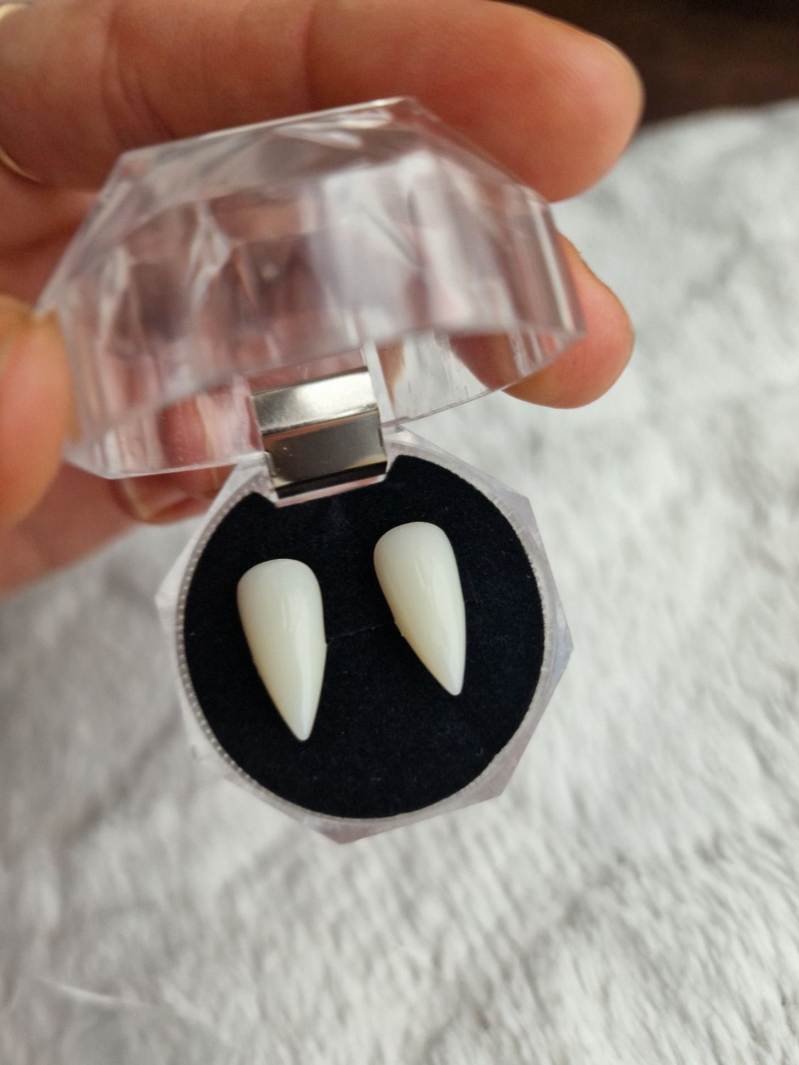 Sztuczne kły wampira zęby halloween gothic alternative wamp