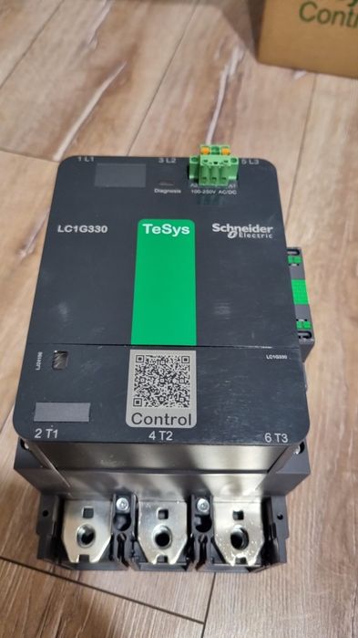 Контактор 160кВт,220в,330А Schneider electric