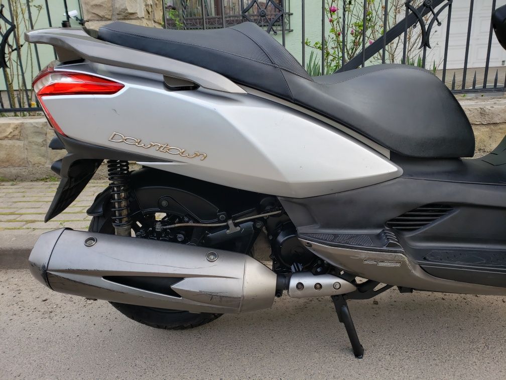 Скутер Kymco Downtown 200i