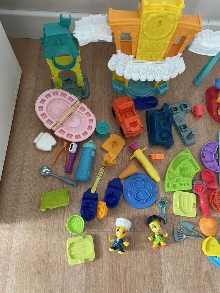 Play Doh zestawy do ciastoliny miasto,dentysta,cukiernia i inne