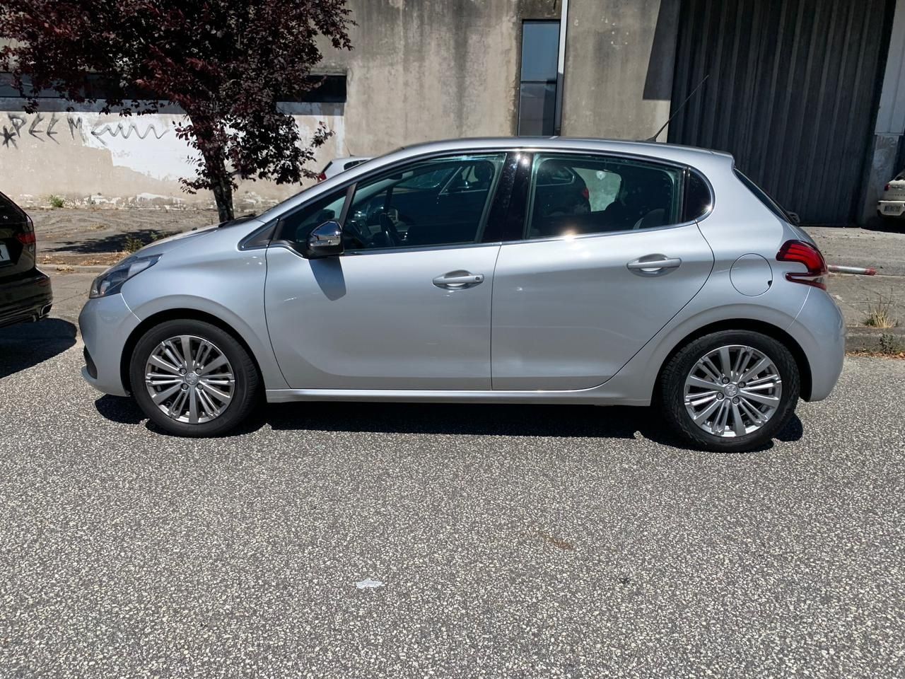 Peugeout 208 1.2 Puretech 82cv