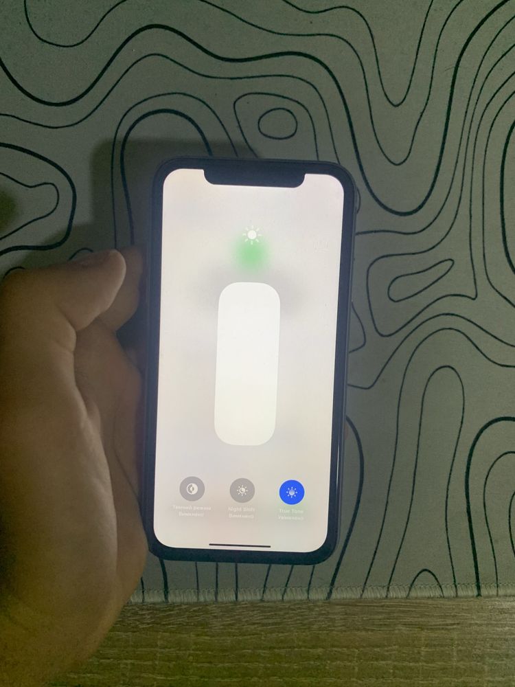 Iphone 11/64 9/10