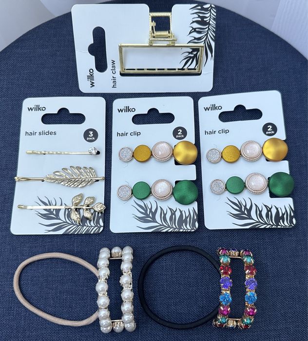 Заколки, невидимки, листочки, перлинки,краб, резинки, зелені,золоті