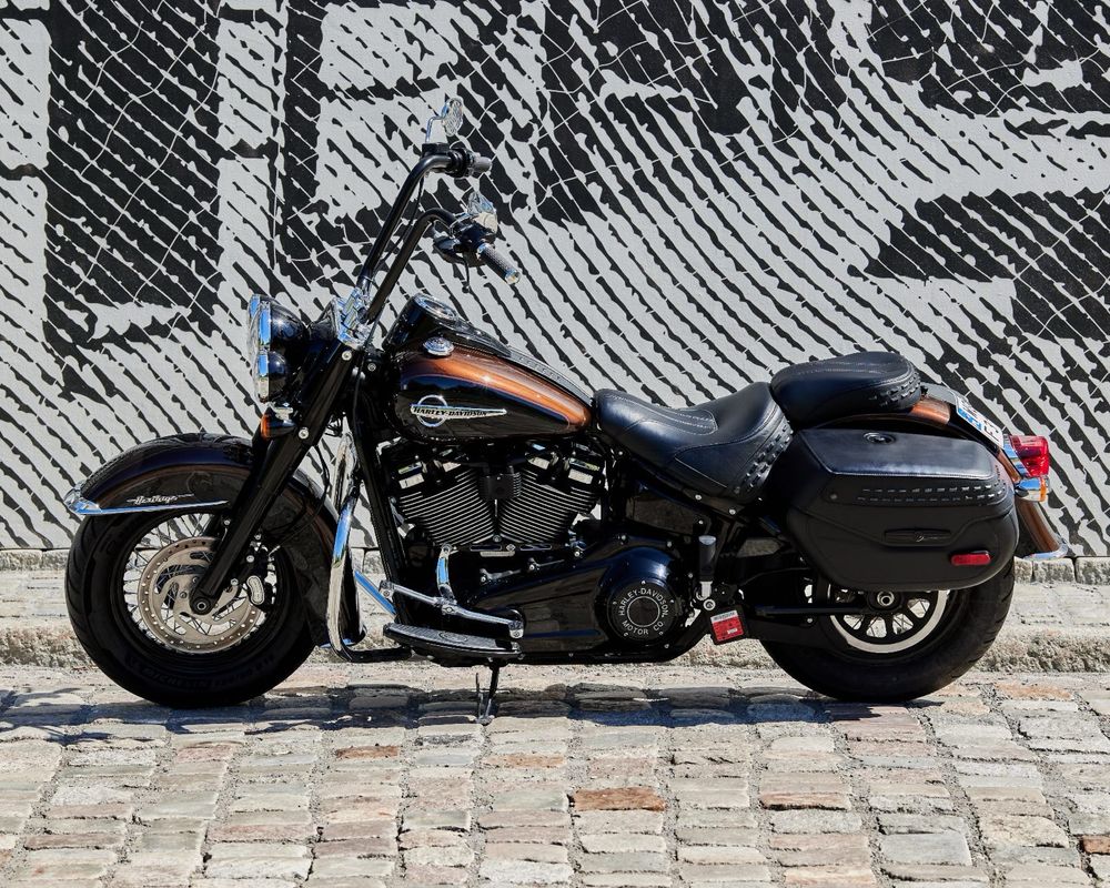 Harley-Davidson Heritage M8 114