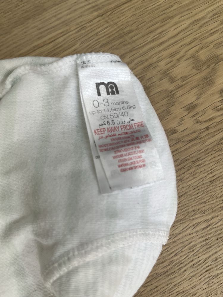 Wakacyjne rampersy śpiochy 56 62 lindex Mothercare dla chłopca