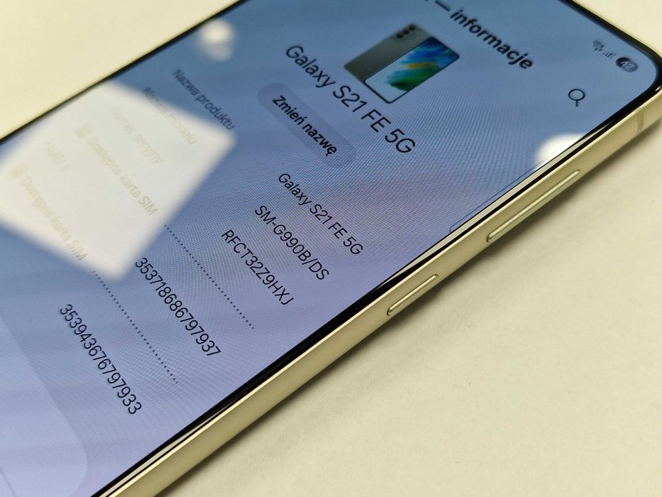 Samsung Galaxy S21 FE 5G/ 6GB/ 128GB/ Olive/ Grade A-/ + ładowarka
