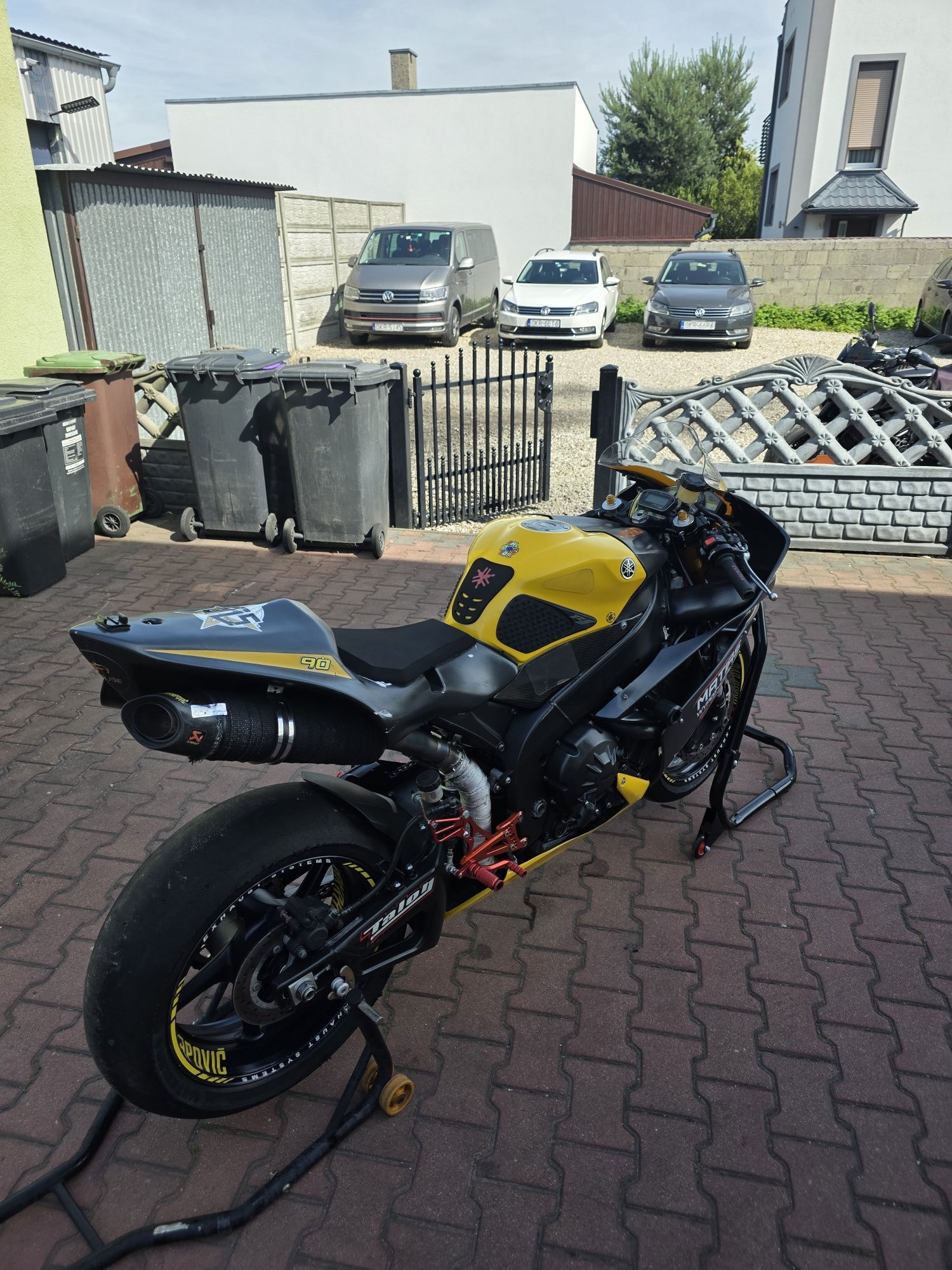 Yamaha R1 RN19 Motocykl na Tor