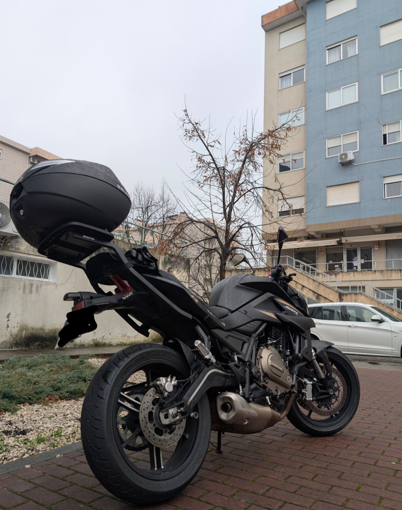 Mota QjMotor Srk 700 (35kw), dá para carta A2