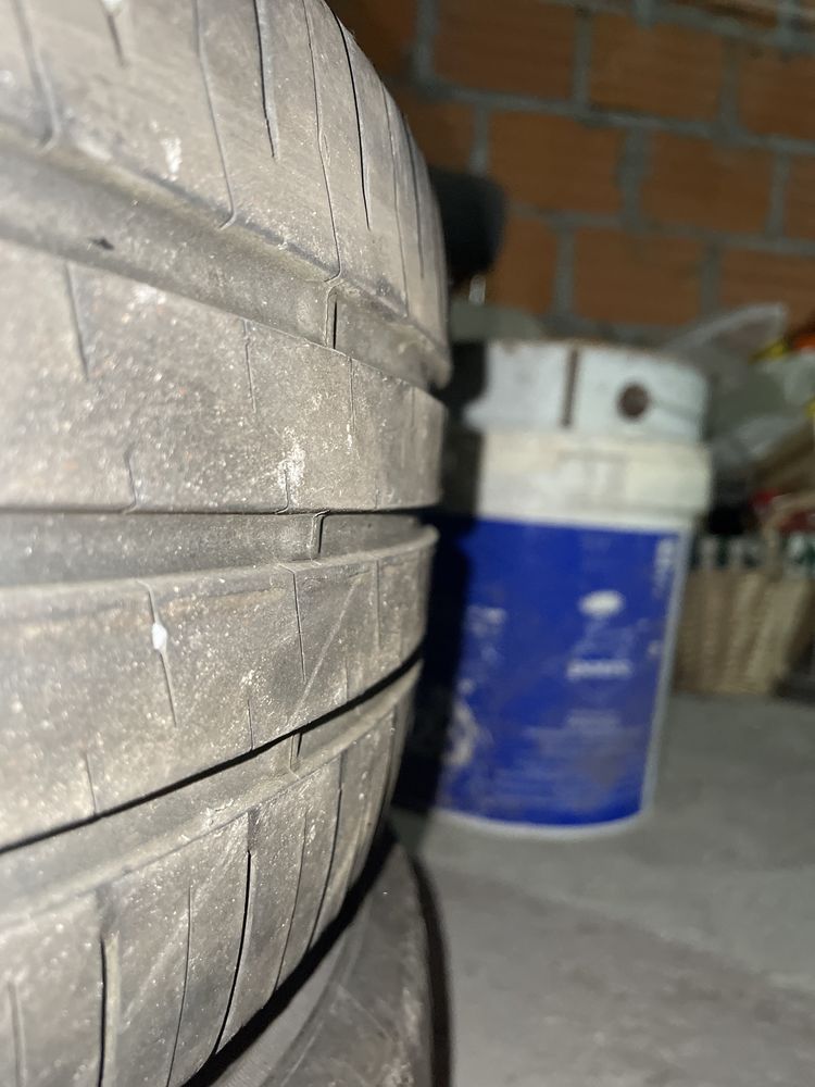 Par Pneus FALKED 185/60 R15