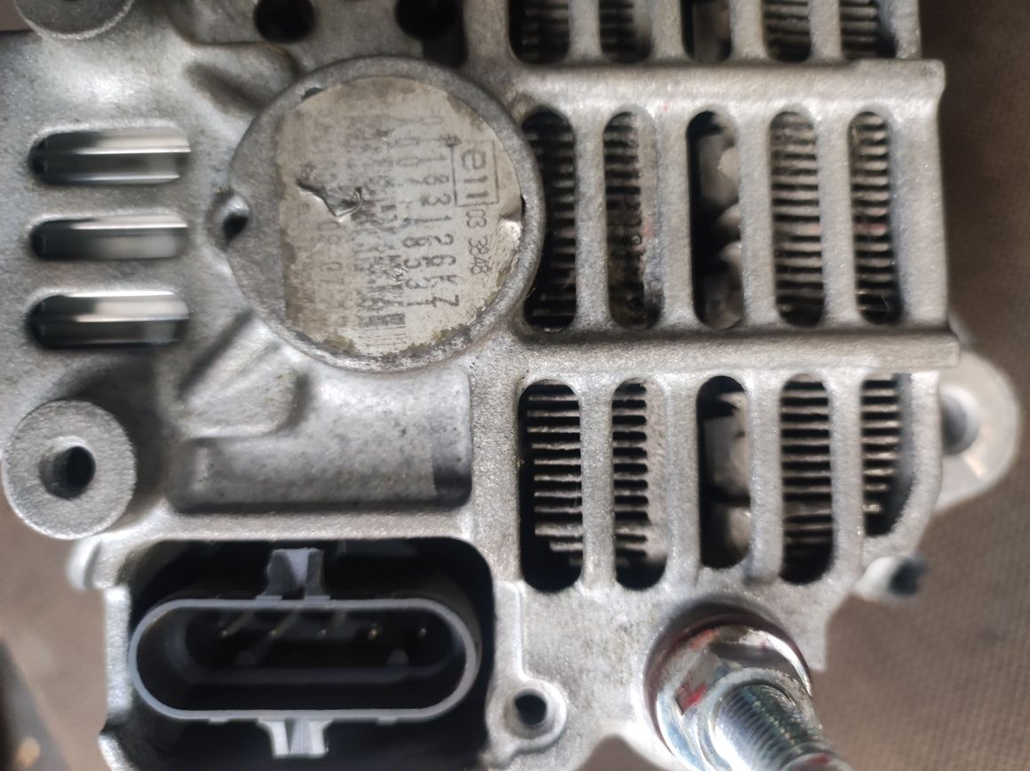 Alternator Renault Midlum MITSUBISHI Volvo KHD Deutz