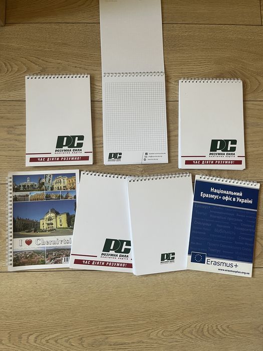 Блокноты в клетку Записники в клітинку