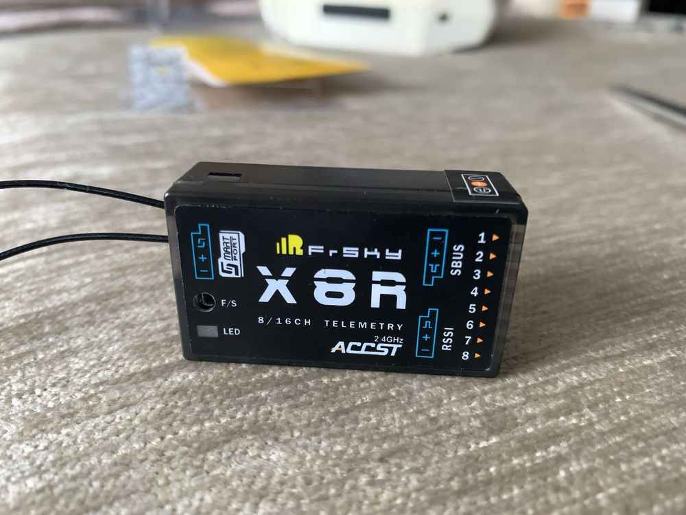 FrSky receptor reciver X9D/XJT d8 D16 mode Taranis