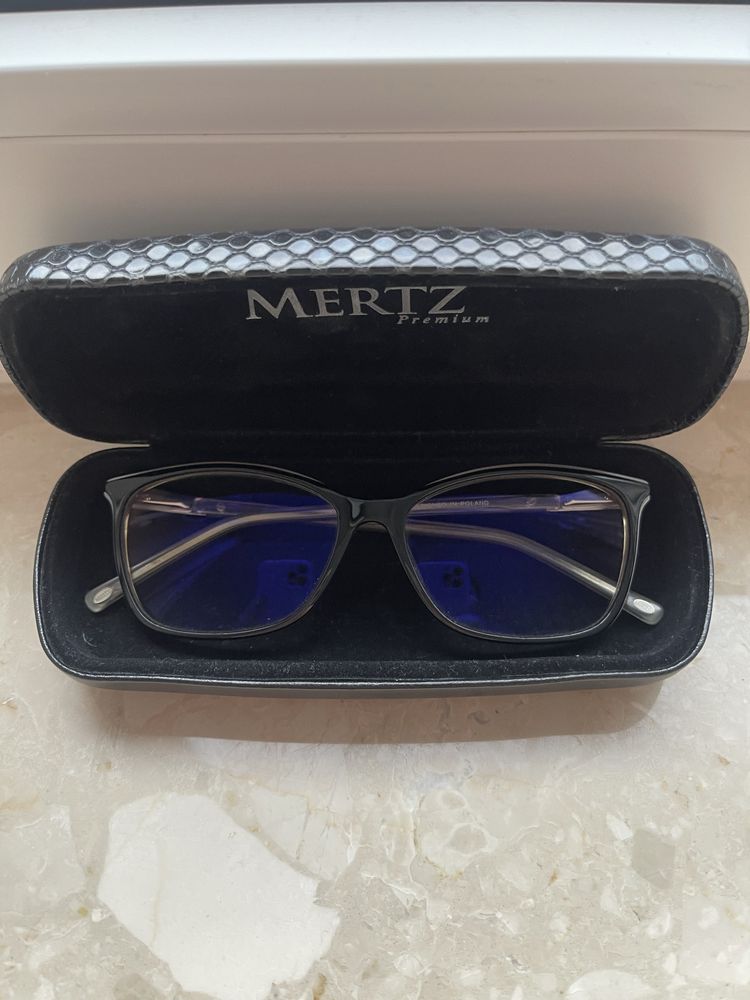Okulary korekcyjne, oprawki Mertz - 0,5. MPO754